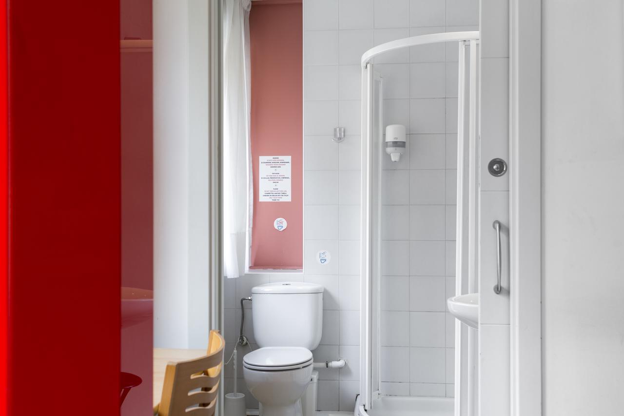 Ekia Pentsioa Hotel Zarautz Bagian luar foto